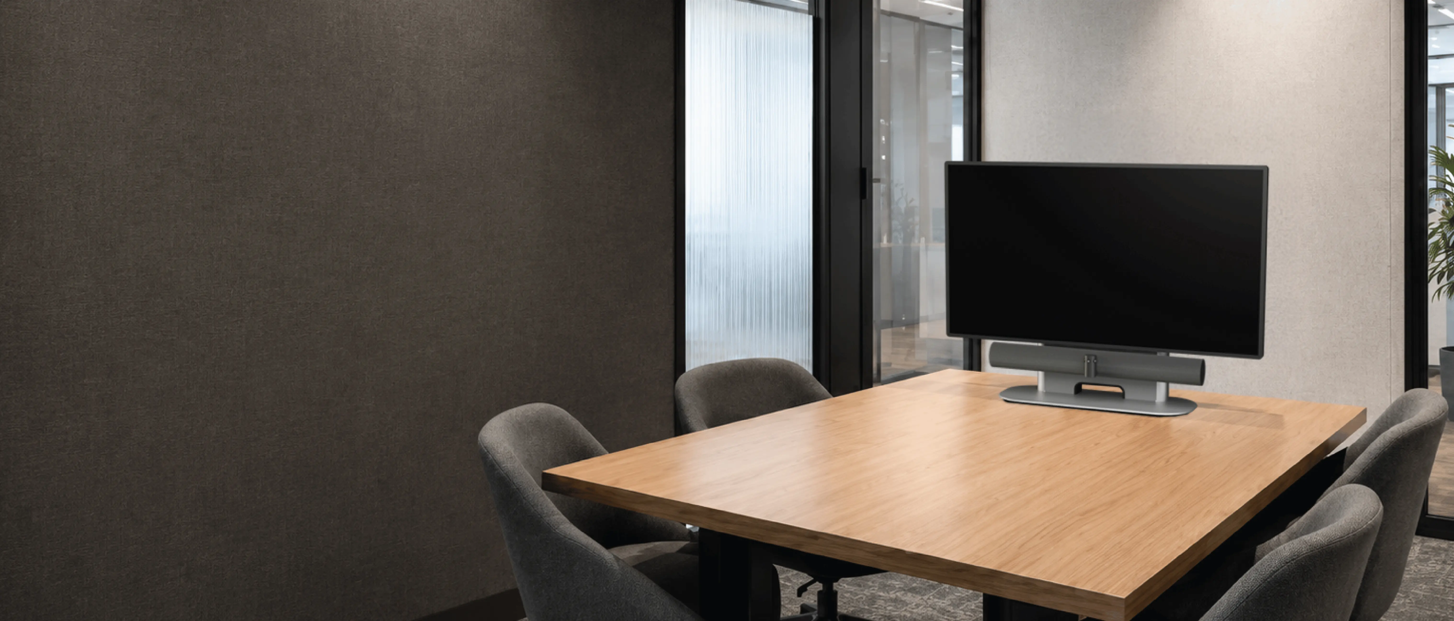 Hudlock scheduling technology at a workplace entrance